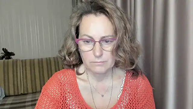 lauraoven online show from 12.03.24