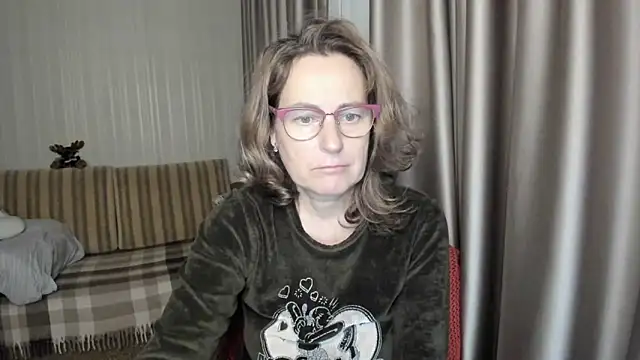 lauraoven online show from 12.05.24