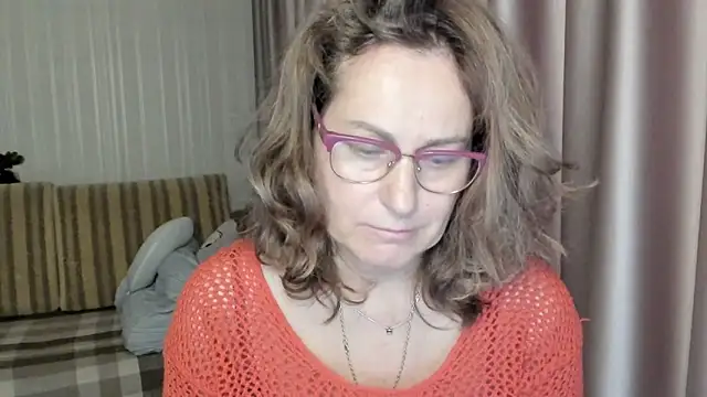 lauraoven online show from 12.16.24
