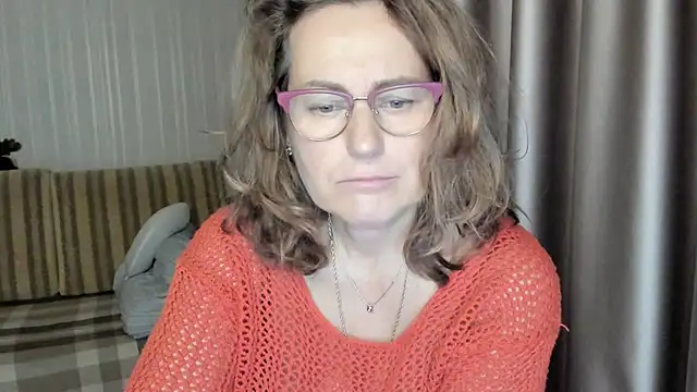 lauraoven online show from 12.16.24