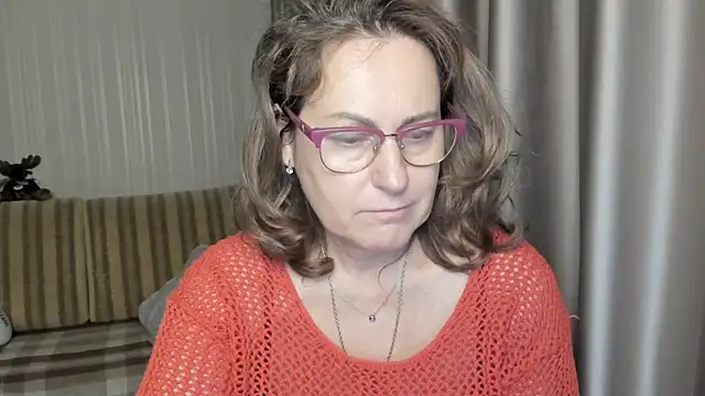 lauraoven online show from 12.19.24