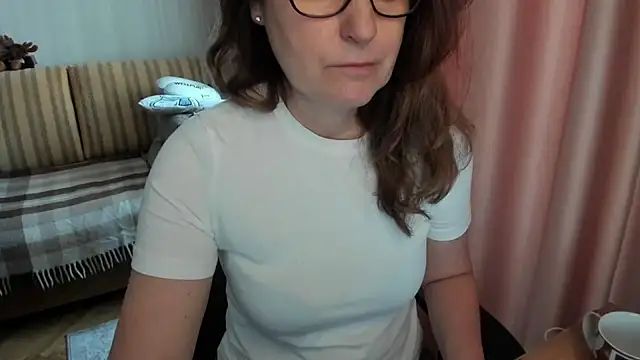 lauraoven online show from 03.27.26