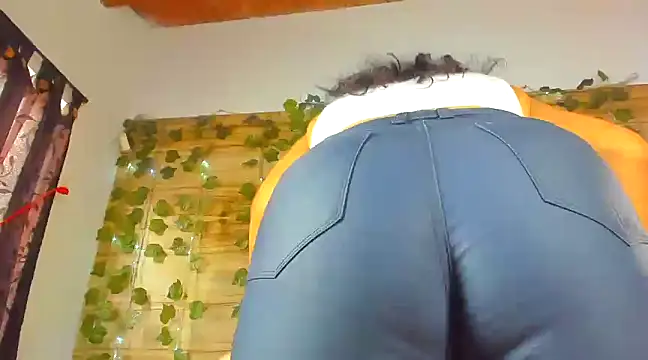 Snapshot of alyssia_ocean chatting on 03.14.25 alyssia ocean online show from 03.14.25