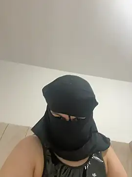 Snapshot of Marocainegroscul chatting on 03.01.26 Marocainegroscul online show from 03.01.26