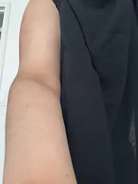 Snapshot of Marocainegroscul chatting on 03.15.26 Marocainegroscul online show from 03.15.26