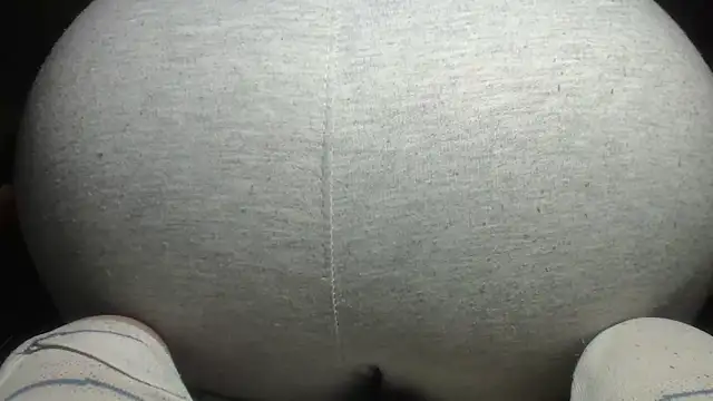 prettyangelsquirt online show from 12.19.25