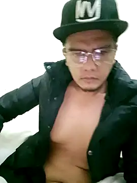 Snapshot of mrbubbaibrahim chatting on 10.25.25 mrbubbaibrahim online show from 10.25.25