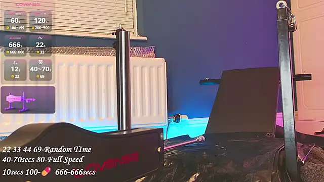 Snapshot of Kinky_JXD chatting on 12.11.24 Kinky JXD online show from 12.11.24