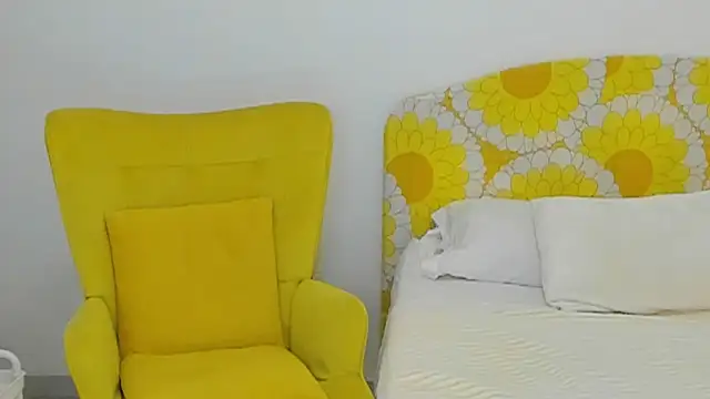 milf penelope online show from 05.01.26