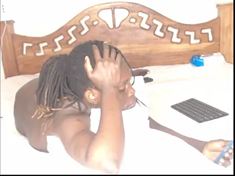 Snapshot of squirt_woman2 chatting on 10.14.25 squirt woman2 online show from 10.14.25