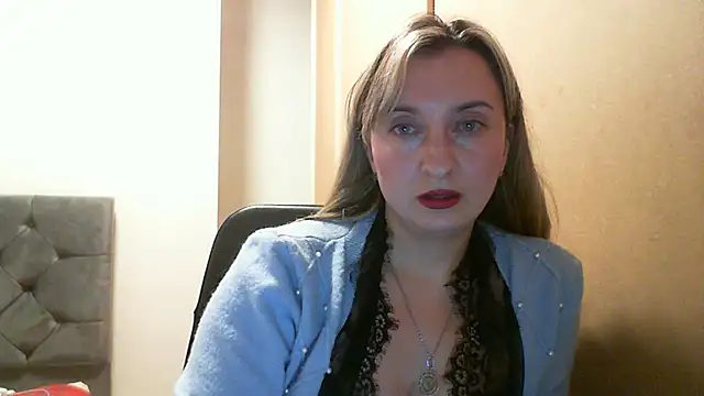 SusanCurt online show from 11.10.25