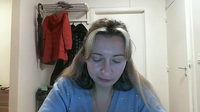 SusanCurt online show from 11.25.25