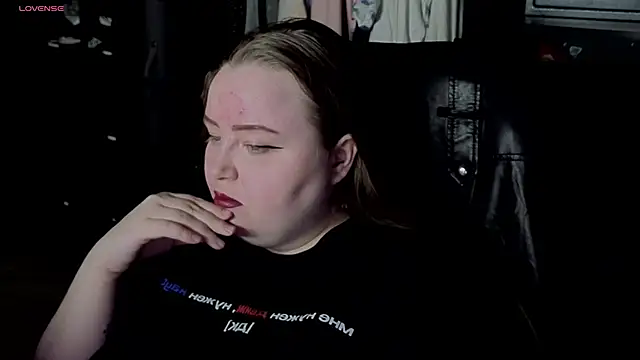 EMMA  CONNOR online show from 11.03.25