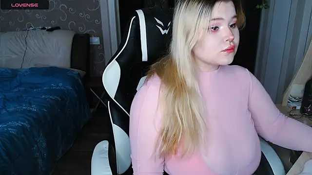 Mini Mo online show from 02.25.25