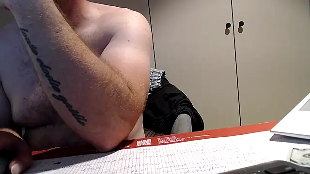 Snapshot of mrbigballs chatting on 05.31.26 mrbigballs online show from 05.31.26