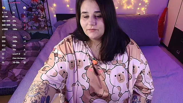 naughtykiss online show from 12.19.25