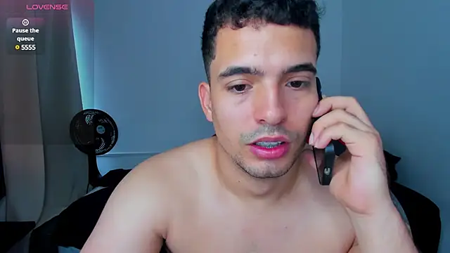 tanner hard  online show from 03.03.25