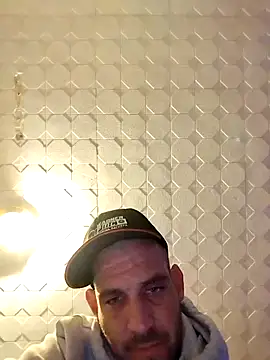 Codymc89 online show from 10.12.25