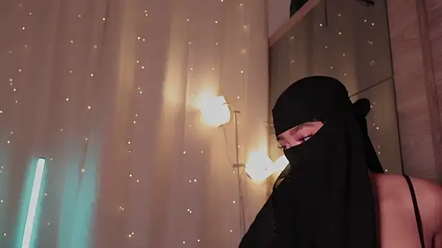 Snapshot of sweet_diazzz chatting on 10.05.25 sweet diazzz online show from 10.05.25