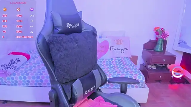 esmeralda milf online show from 10.05.25