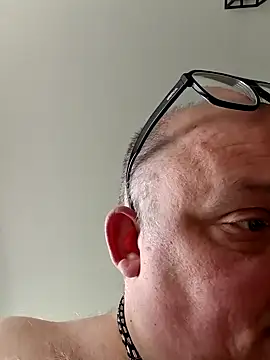 Bibear197511 online show from 10.14.25