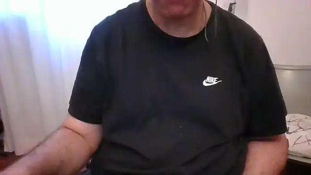 Snapshot of ANONIMO7735 chatting on 06.08.26 ANONIMO7735 online show from 06.08.26