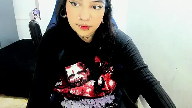 Snapshot of pink_dustt chatting on 10.19.25 pink dustt online show from 10.19.25