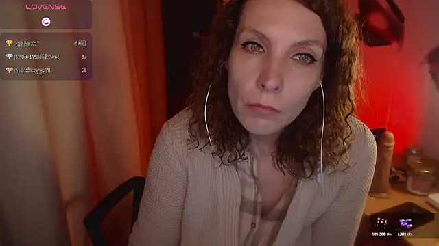 JohansonKatie online show from 01.05.25
