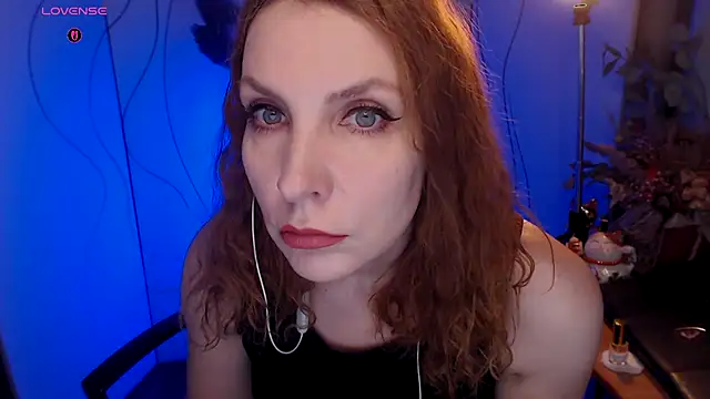 JohansonKatie online show from 11.26.25