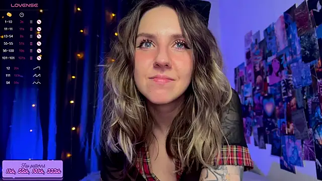 Snapshot of HotaruTomo chatting on 10.06.25 HotaruTomo online show from 10.06.25