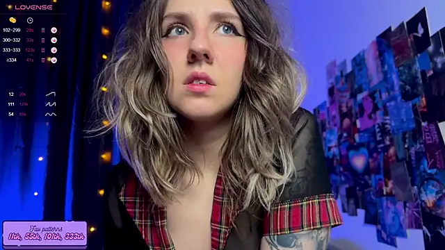 Snapshot of HotaruTomo chatting on 10.07.25 HotaruTomo online show from 10.07.25