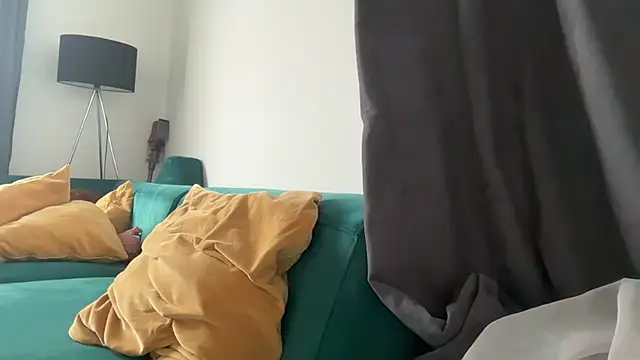 Iris cherry online show from 01.13.26