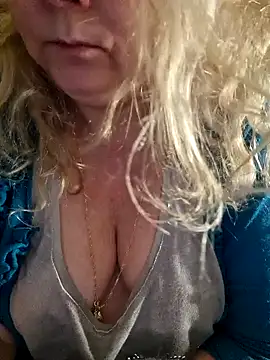 Snapshot of Janahotty chatting on 12.11.24 Janahotty online show from 12.11.24