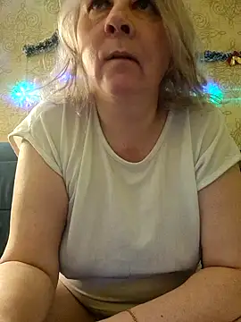 Snapshot of Janahotty chatting on 12.29.24 Janahotty online show from 12.29.24
