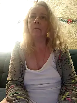 Snapshot of Janahotty chatting on 01.05.25 Janahotty online show from 01.05.25