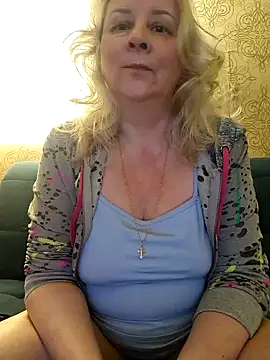 Snapshot of Janahotty chatting on 03.11.25 Janahotty online show from 03.11.25