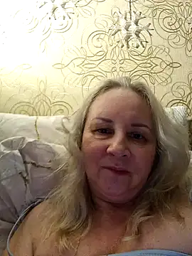 Snapshot of Janahotty chatting on 03.16.25 Janahotty online show from 03.16.25