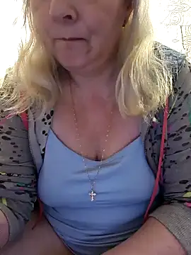 Snapshot of Janahotty chatting on 03.16.25 Janahotty online show from 03.16.25