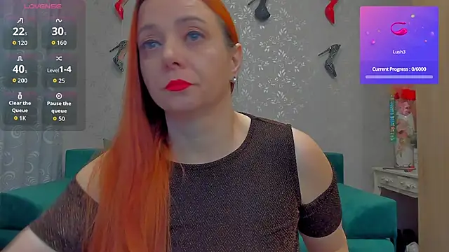 Snapshot of emilianna666 chatting on 10.10.25 emilianna666 online show from 10.10.25