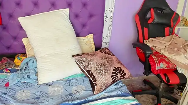 Margoth clain online show from 11.08.25