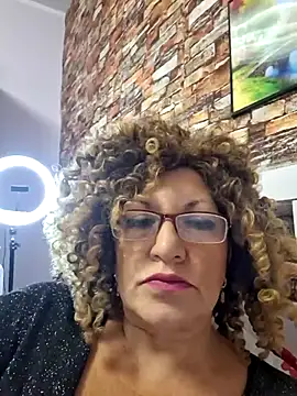 Hot Azaleea online show from 10.08.25