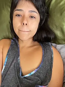 Snapshot of Evie-Luna chatting on 11.08.25 Evie-Luna online show from 11.08.25