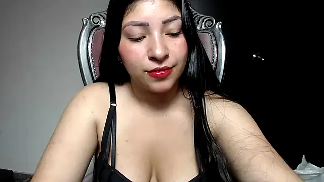 holly20a online show from 12.19.24