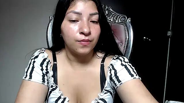 holly20a online show from 12.21.24