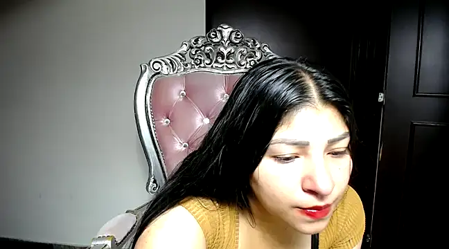holly20a online show from 02.06.25