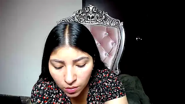 holly20a online show from 02.13.25