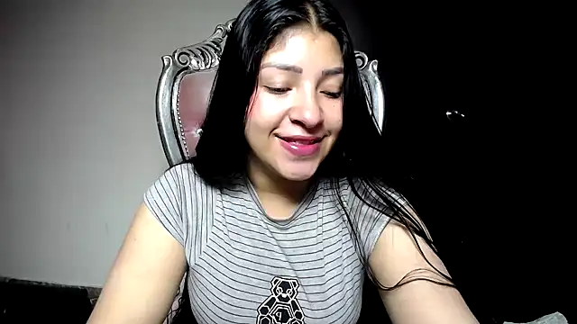 holly20a online show from 02.14.25