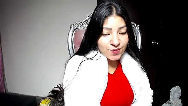 holly20a online show from 02.15.25