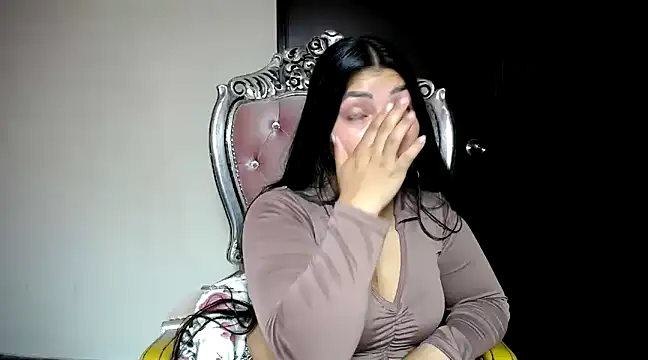 holly20a online show from 03.01.25