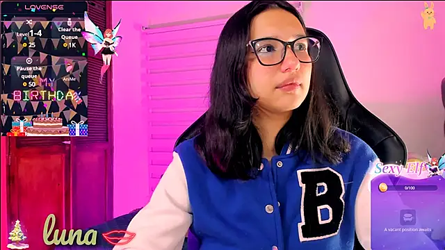 Luniverse online show from 01.04.25